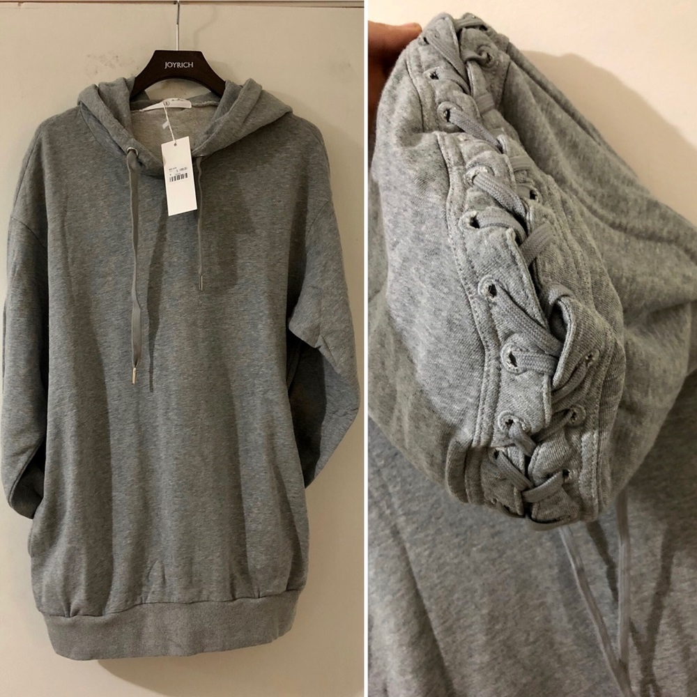 LF/ Emma &Sam oversized sweatshirt NWT - Picture 2 of 3